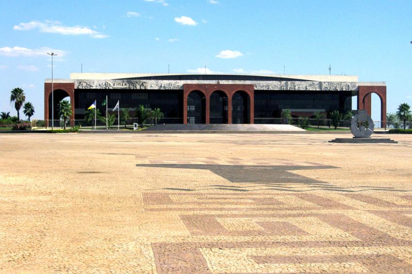 Palácio Araguaia (Sede do Governo) - Foto: Jorge Brazil - (Licenca-cc-by-sa-2.0)