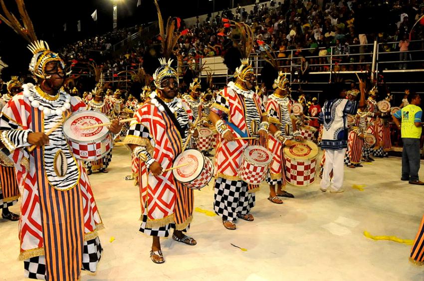 Desfile carnavalesco de Vitória - Foto: Fabio Goveia - (Licença cc-by-sa-2.0)