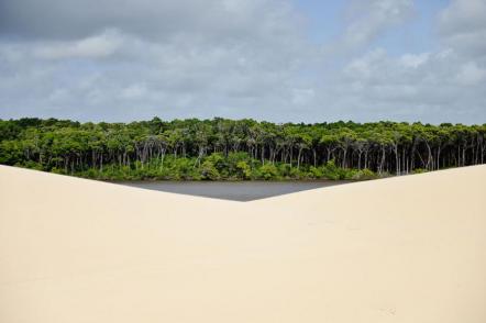 Lencóis maranhenses - Foto: Heris Luiz Cordeiro Rocha (Licença-cc-by-sa-3.0)