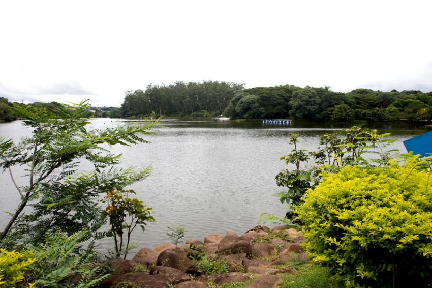 Parque Portugal (principal parque da cidade de Campinas) - Foto: Rubens Chiri