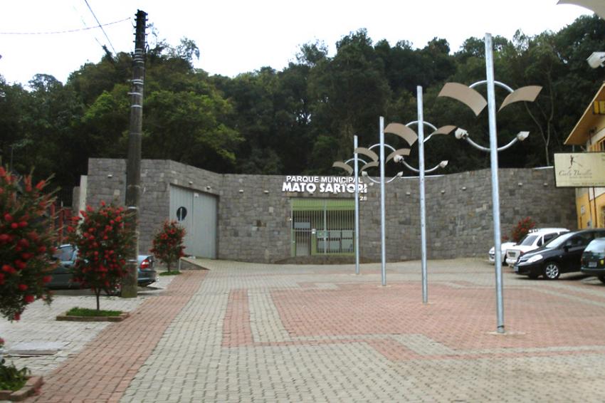 Entrada do Parque Municipal Mato Sartori - Foto: Tetraktys (Licença-cc-by-sa-3.0)