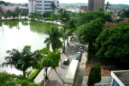Panorâmica da Lagoa Paulino - Foto: Rsabbatini (Licença-cc-by-sa-2.5)