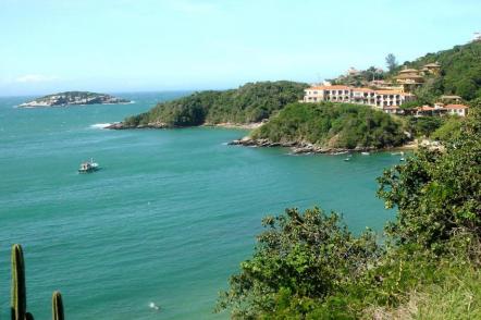 Vista panorâmica da praia - Foto: Mario Roberto Duran Ortiz (Licença-cc-by-sa-3.0)