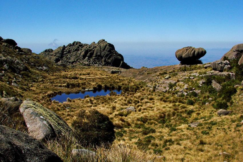 Pico do Parque-图片：rogerio.N（License cc-by-sa-3.0）