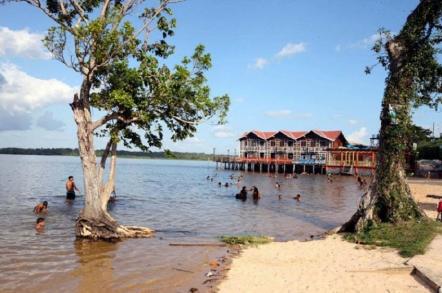 Praia em Cametá - Foto: Eliseu Dias (Agência Pará)