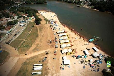 Vista aérea Praia Quarto Crescente  - Foto: Goiás Turismo