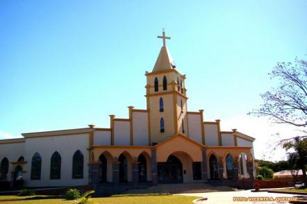 Matriz de São Gabriel Arcanjo - Foto: Vicente A Queiroz - (Panoramio)