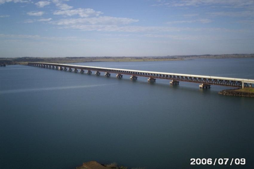 Ponte Rodoferroviária - Photo: Vieira - (Panoramio)