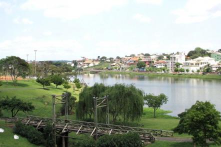 Parque do Lago - Foto: Marcos Guerra (Licença-Dominio publico)