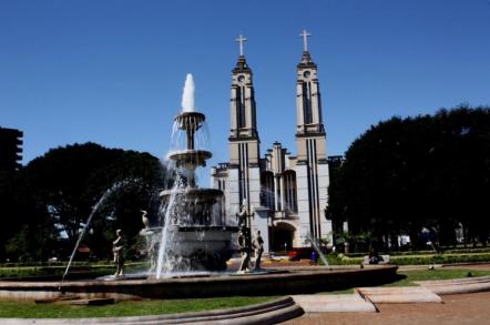 Praça da Igreja Matriz - Foto: Ricardo M. Mateus- (Panoramio)