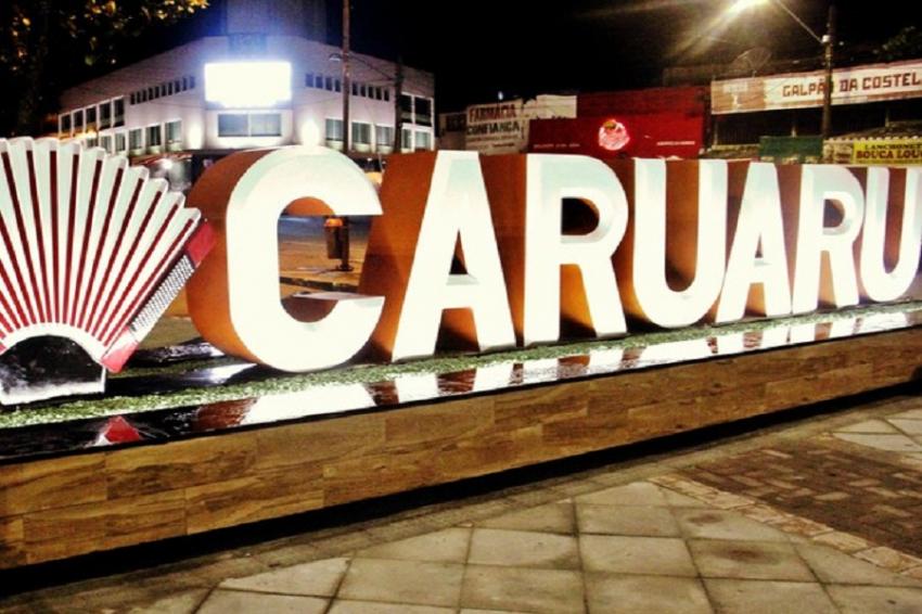 Panel Turístico de Caruaru - Foto: Aviso de divulgación