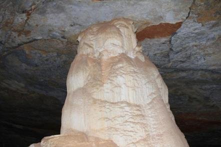 Gruta Lapa Doce - Foto: Tatiana Azeviche - Setur-Ba (Licença cc-by-sa-3.0)