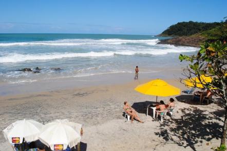 Praia da Tiririca - Foto: Gabriel Carvalho - Setur-Ba (Licença: cc-by-sa-3.0)