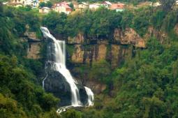 Cachoeira de Galópolis (Galópolis-Rs) Foto: Cassio Eskelsen