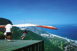 Voo duplo de Asa Delta - Rio-RJ - Foto: Convention Visitor Bureau