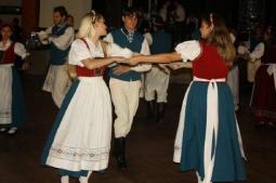 Danças folclóricas típica alemã - Foto: Gov-Es
