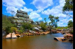 Lajedo de Pai Mateus - Pedra do Capacete (Cabaceiras-Pb) Foto: Divulgação