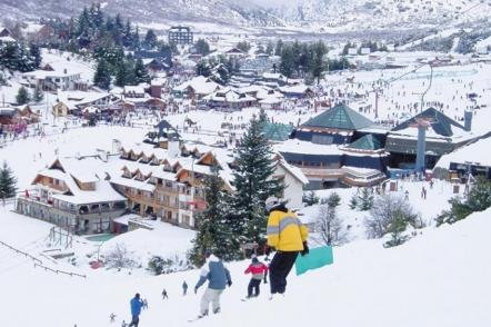 Cerro Catedral no inverno - Foto: Boscos