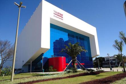 Teatro Municipal de Cascavel - Foto: Jcma (Licença-cc-by-sa-4.0)
