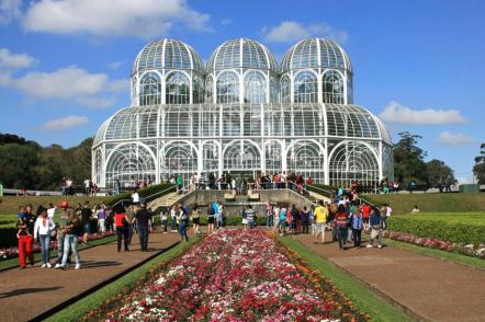 Jardim Botanico de Curitiba - Foto: Halley Pacheco de Oliveira (Licença-cc-by-sa-3.0)