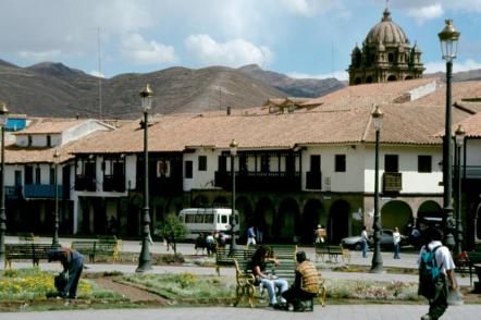 Praça de Armas - Foto: Colegota (Licenca-cc-by-sa-2-5)