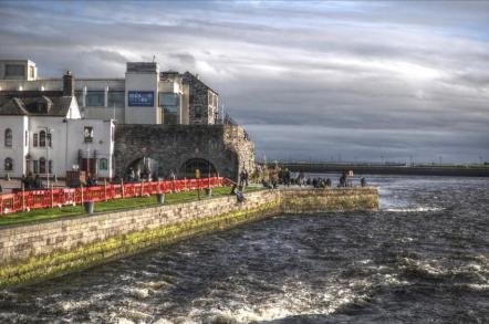 Galway Marina - Foto: Miguel Mendez (Licença-cc-by-sa-2.0) Galway Marina - Foto: Miguel Mendez (Licença-cc-by-sa-2.0)