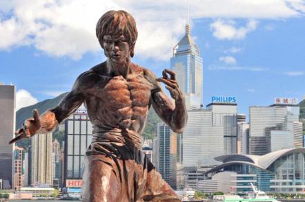 Estatua de Bruce Lee - Foto: Johnson Lau (Licenca-cc-by-sa-2-5)