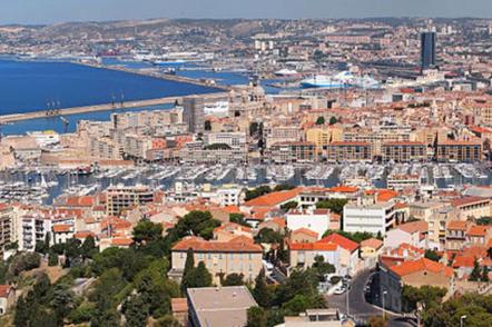 Região portuaria da cidade - Foto: Tiia Monto (Licença-cc-by-sa-3.0)