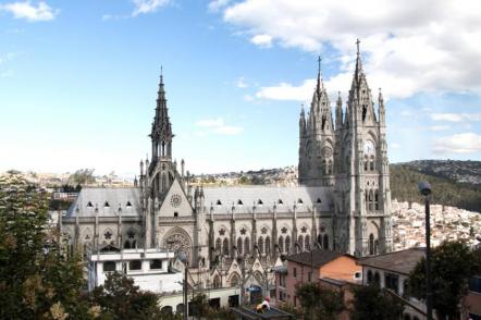 Basilica do voto nacional-Foto: Maros-m-r-a-z