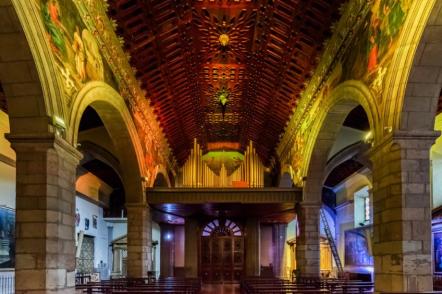 Interior da Catedral Metropolitana - Foto: Diego Delso
