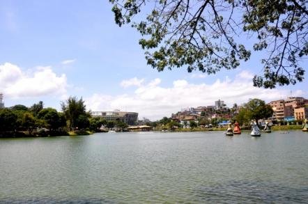 Fonte Nova e Estátuas dos Orixas -  - Foto: Rita Barreto - Setur-Ba (Licença-cc-by-sa-3.0)