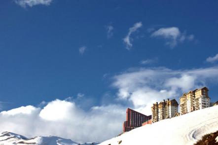 Estacao de esqui do valle nevado - Foto: Jimmy Baikovicius
