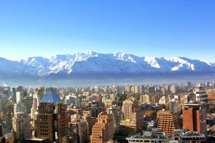 Vista da Cordilheira dos Andes desde Santiago - Foto: Victor San Martin