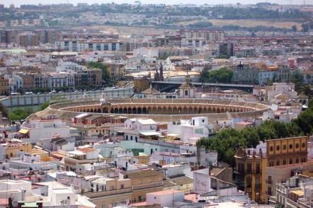 Praça de Touros da Cavalaria Real - Foto: Dubaduba (Licença-cc-by-sa-3-0)