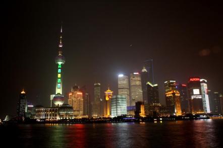 Centro financeiro de Xangai - Foto: JPatrick Fischer (Licenca-cc-by-sa-3-00