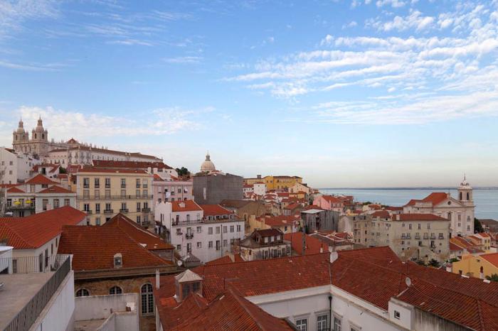Bairro histórico de Alfama - Lisboa - Foto: Diego Celso (Licença: cc-by-sa-3.0)