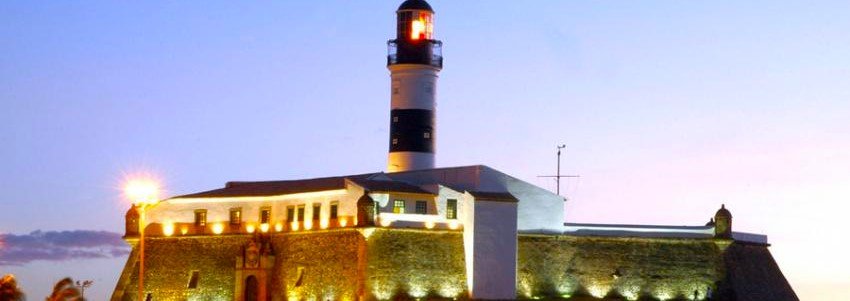 Salvador - Bahia - Por do sol no farol da barra.